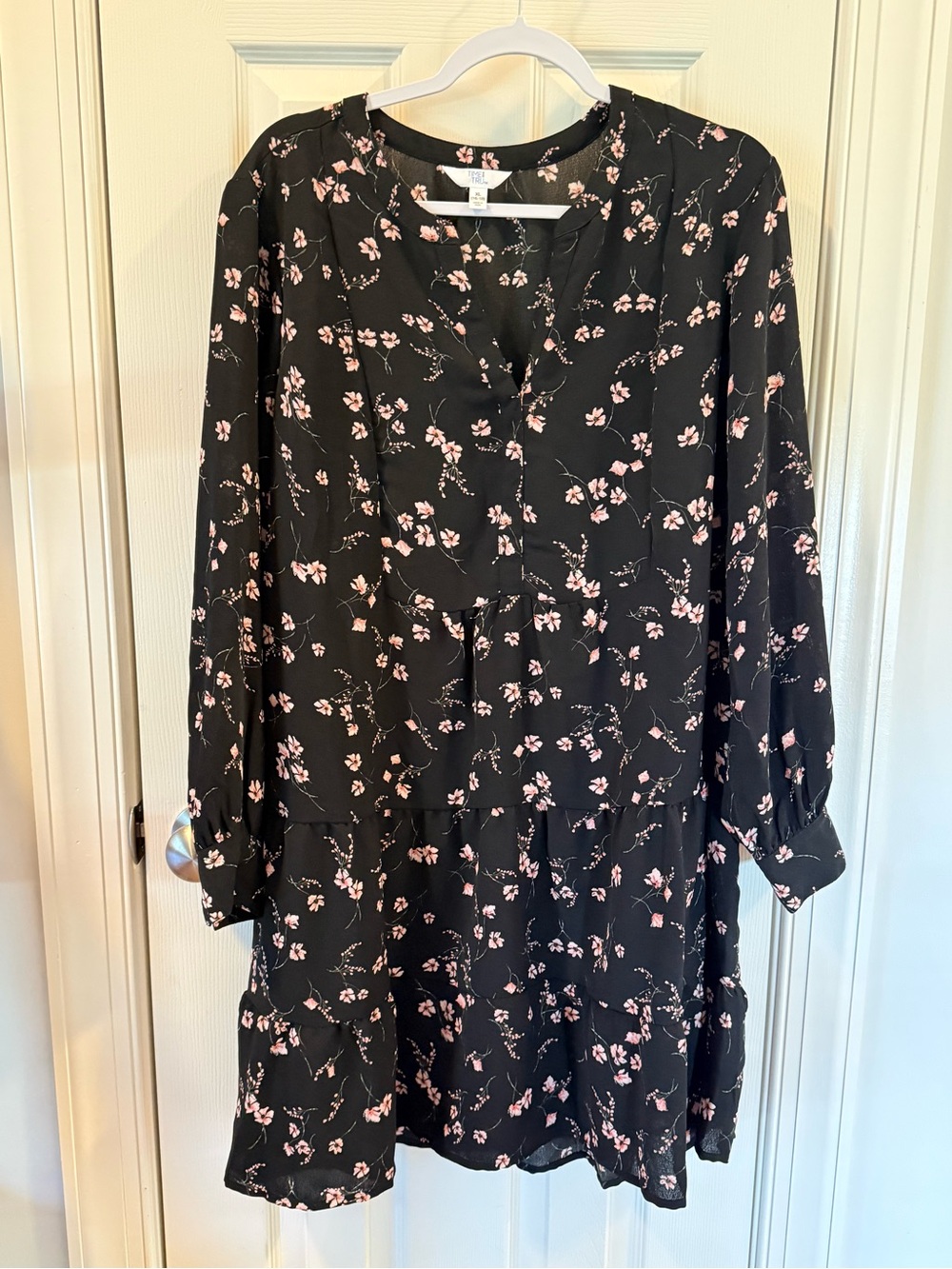 Time and Tru XL Black Pink Floral Tiered Long Sleeve Dress 16-18